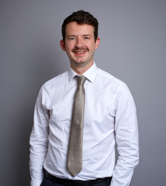 Elliot Marling, -Audit-Manager