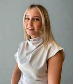 Lily Davies Team Member